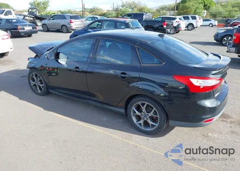 2013 Ford Focus Se из США, поврежденный, VIN 1FADP3F22DL383893